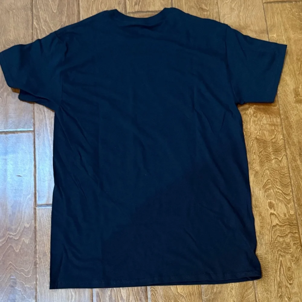 NWT Size Medium HYBRID Black Beatles Graphic T-Shirt - Picture 2 of 2